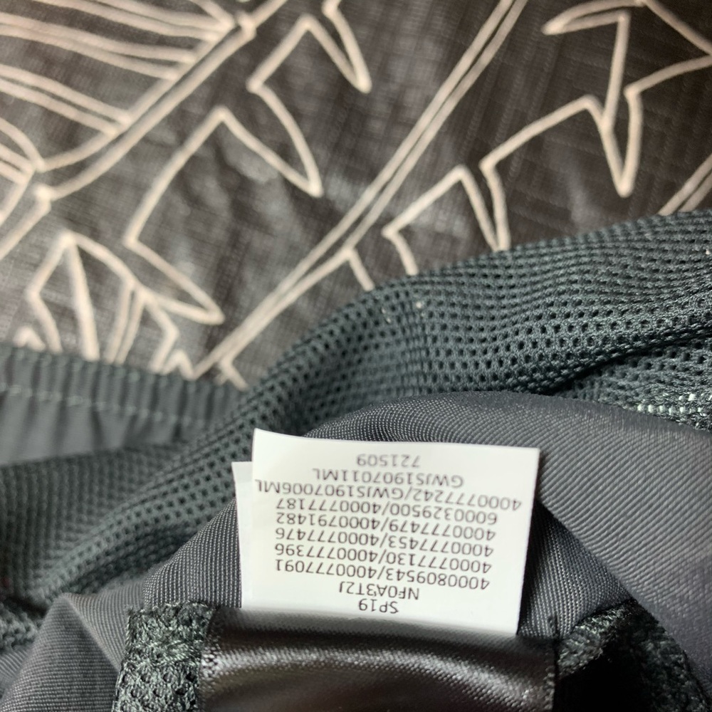 The North Face Men’s Camp Fire Swim Trunks Size L - Picture 11 of 12